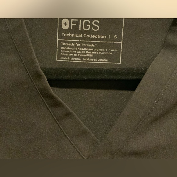 Figs Catarina-One- Pocket Scrub Top. Black Size S - Picture 3 of 3